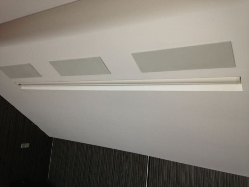 martin logan cine en buhardilla